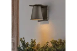 Hans Hinkley Outdoor Seinävalaisin