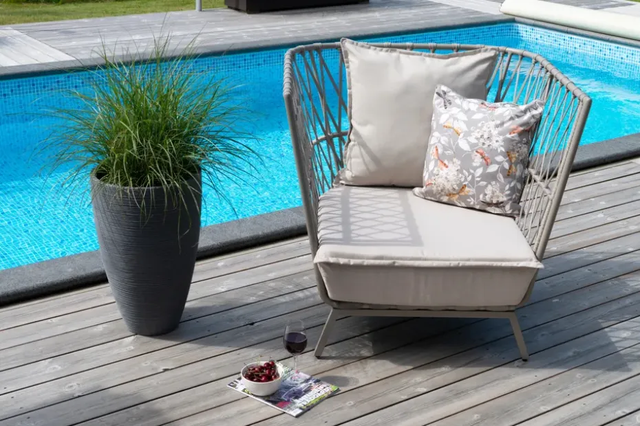Hillerstorp Hillerstorp Jet Set lounge-nojatuoli Beige