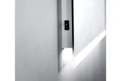 Kylpyhuonepeili Stockhyltan 70 cm LED-valaistus